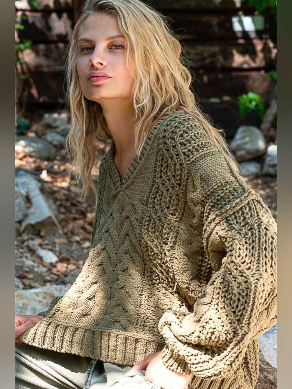 POL Olive Cable Knit Sweater Oversized V-Neck Boho Cottagecore Chunky Cozy Sz S